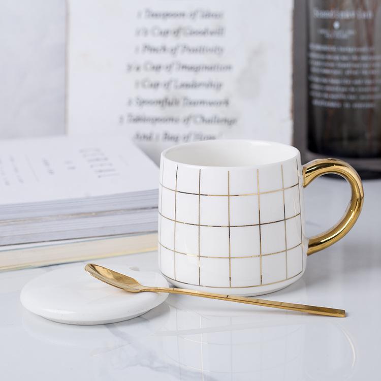 

Nordic Black and White Creative Ceramic Cup with Lid Geometric Office Coffee Cup High-looking Drinking Water Cup 301-400ml