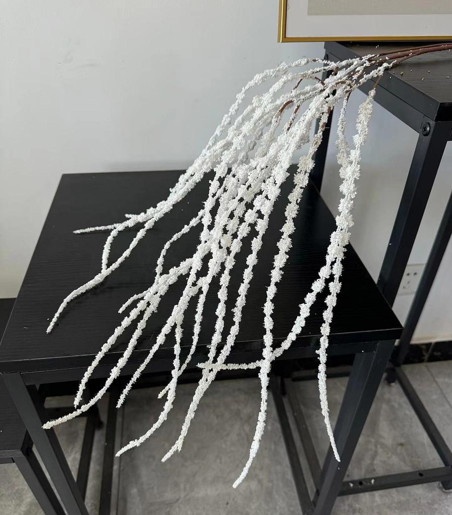 Weiße Hochzeitskapelle Decke Seidenblumen-Dekoration & Gangläufer