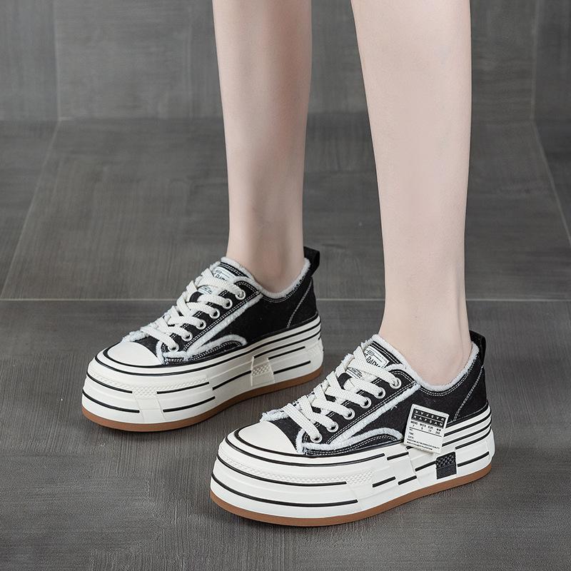

Platform canvas shoes women s small height increase casual board shoes spring new versatile sports white shoes 35