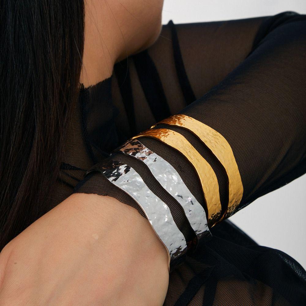 

Geometric Open-Ended Bracelet Fashion Jewelry Hollow Metal Bracelet Holiday Accessories