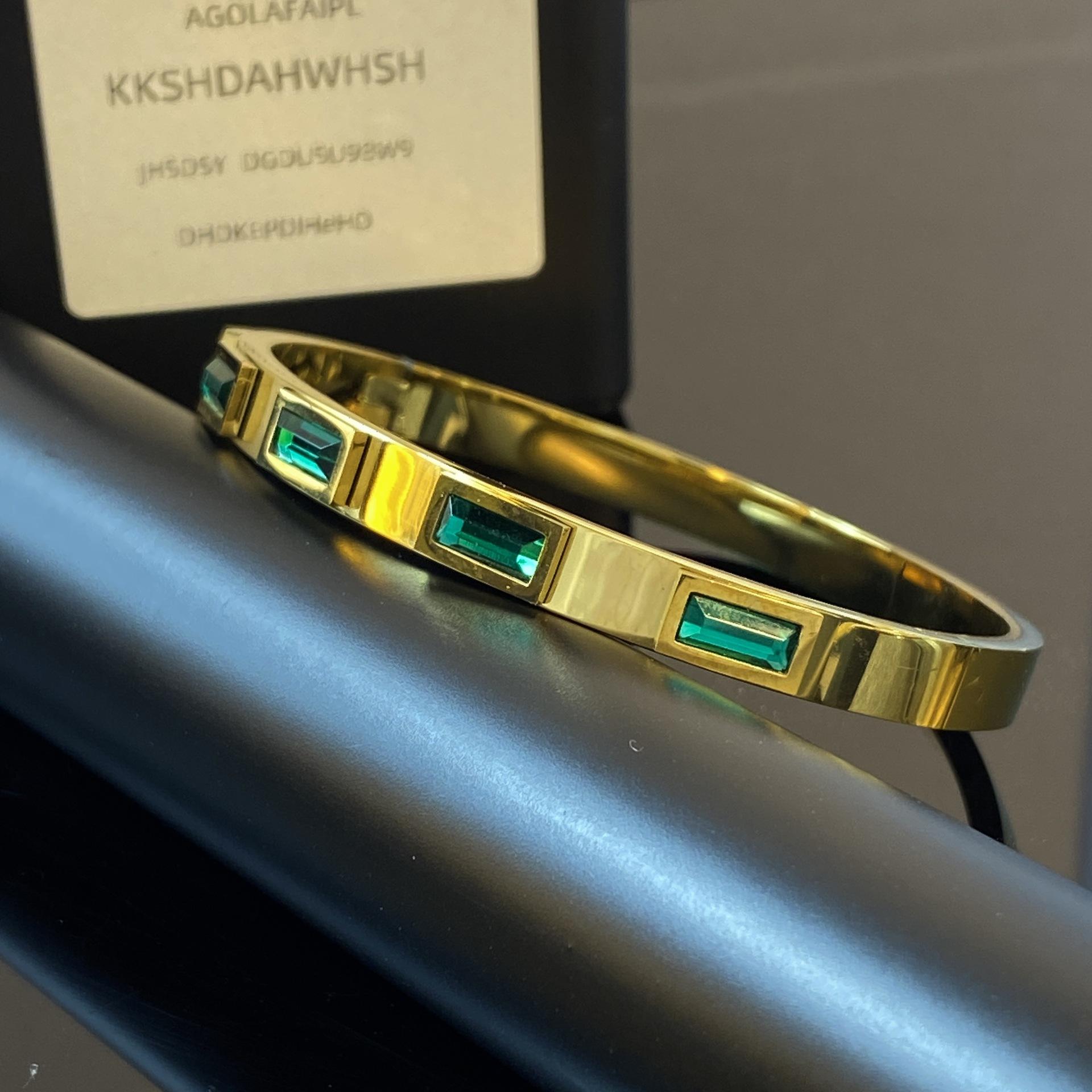 

ZAKOL Браслет из нержавеющей стали с покрытием из 18-каратного золота и кубическим цирконием для женщин, розовый, зеленый, квадратный, водонепроницаемый, модный, цирконий, подарок зелёный