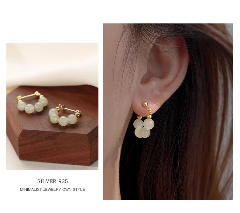 2026 New Hot Style Imitation Hetian Jade Stud Earrings for Women - Versatile No-Piercing Ear Clips