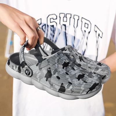 2024 New Arrival Men's Clogs Summer Water Shoes Men Slippers Breathable Non-slip Mules Male Garden Shoes Casual Beach Sandals