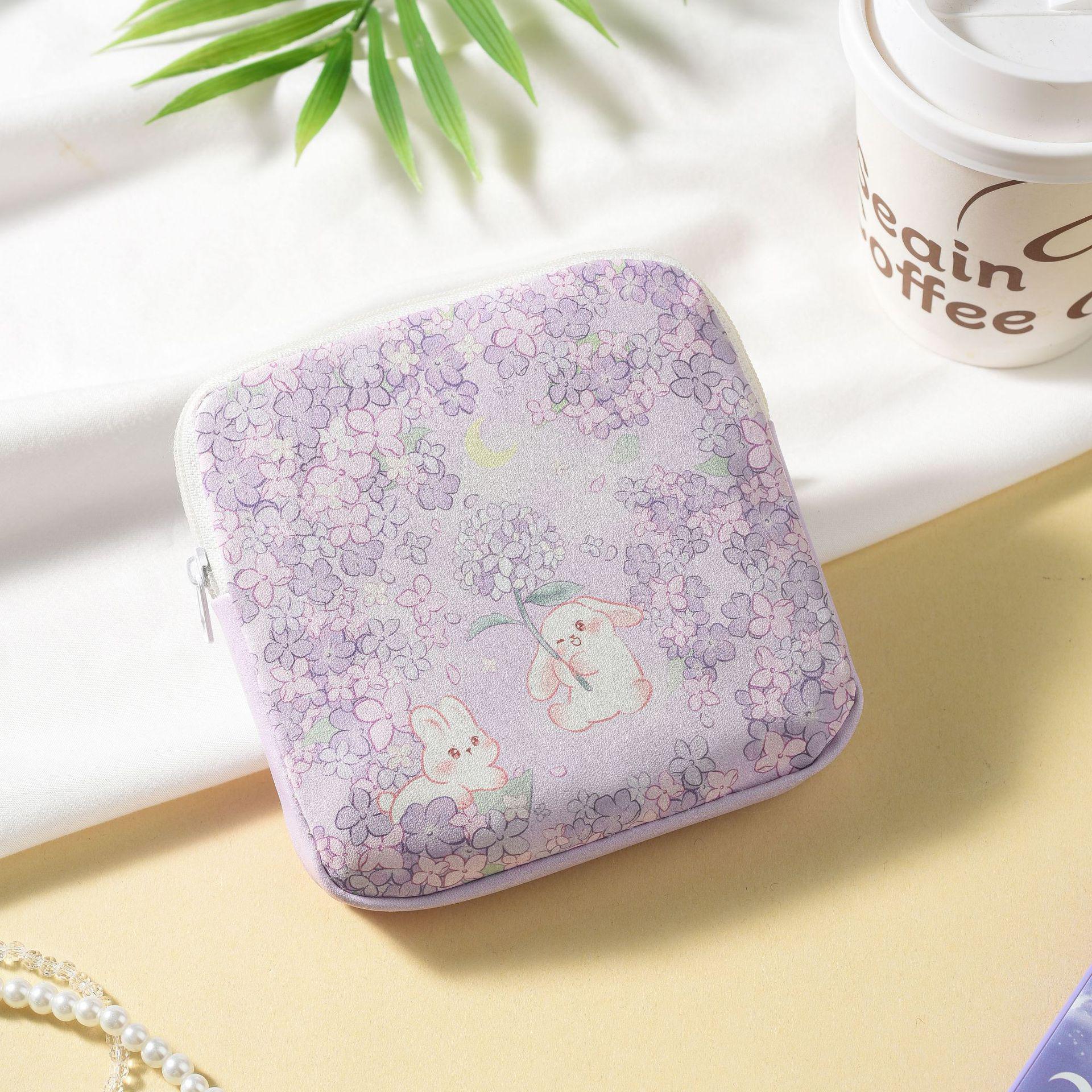 

Cute Japanese Style Storage Bag – Large Capacity for Sanitary Napkins, Lipstick, and Data Cables Standard (12*12*2cm)