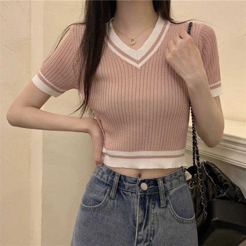 WTEMPO Dame V-hals Kortermet Stripete T-skjorter Dame Chic Vintage Sommer Ins Koreansk Strikket Slim Cropped Topper