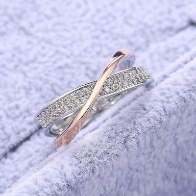 1pcs Round Cut Diamond Ring Delicate Intertwined Criss Cross Twisted Wedding Band Ring for Women Rose Gold Plated Anniversary Band Gift for Her