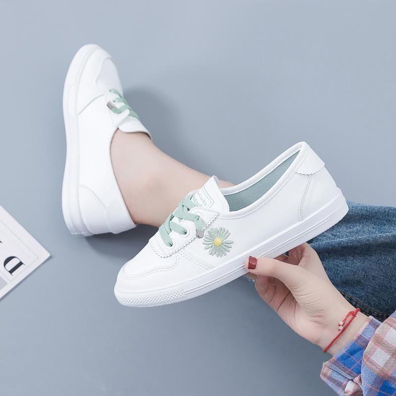 ****** and Autumn new ******* old cloth shoes women's single shoes white shoes comfortable non-slip student shoes waterpro** leather surface