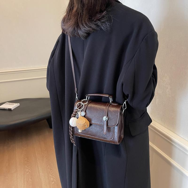 Niche American Texture Portable Small Bag Women's 2025 New Trendy Versatile Commuter Bag Shoulder Messenger Bag