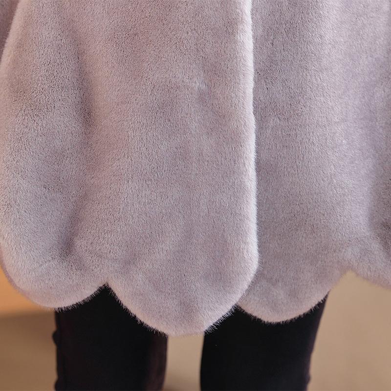 Luxurious Winter Faux Fur Coat for Women Thick Warm Outerwears Elegant Middle-aged Woman Fur Jacket