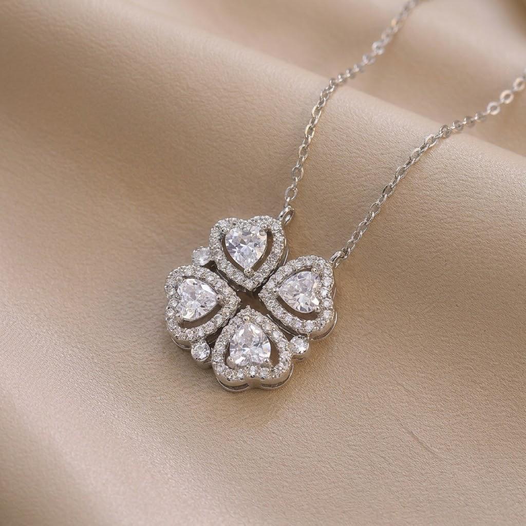 Women's European & American Style Four-Leaf Clover & Heart Pendant Clavicle Necklace