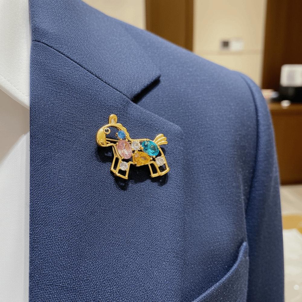Light Luxury Zodiac Horse Brooch Elegance Crystal Brooch Stylish Animal Brooch  Year of The Horse