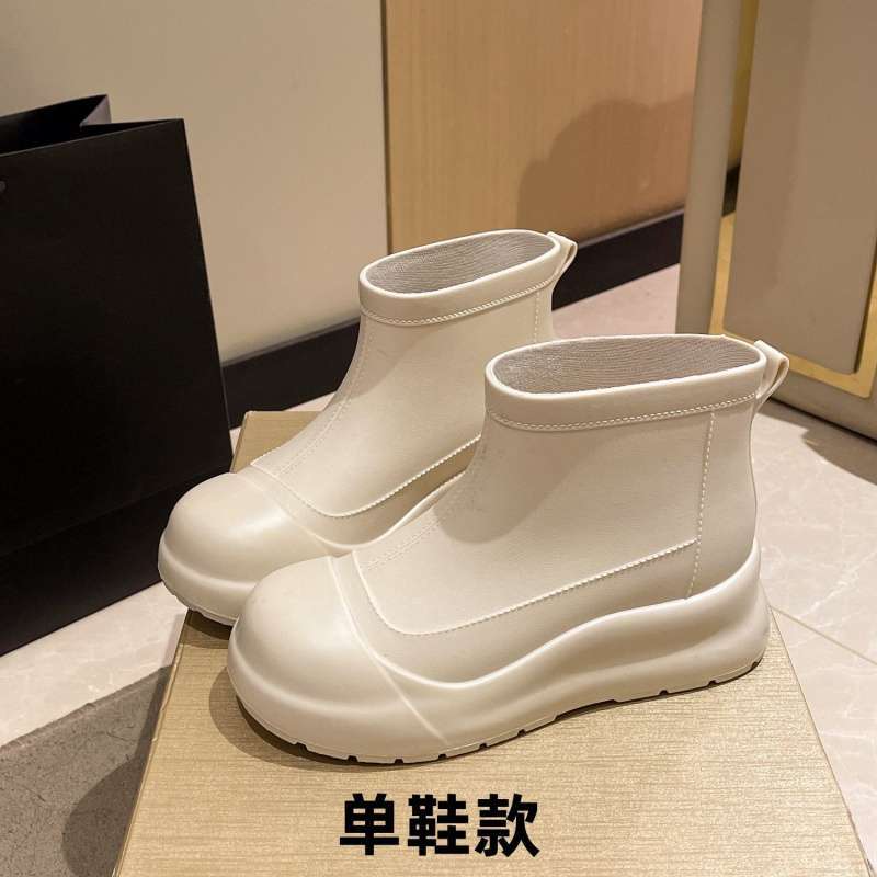 

Waterproof fashion soft-soled rain shoes women s short rain boots non-slip women s rain shoes cold-proof and warm water boots adult kitchen shoes 36