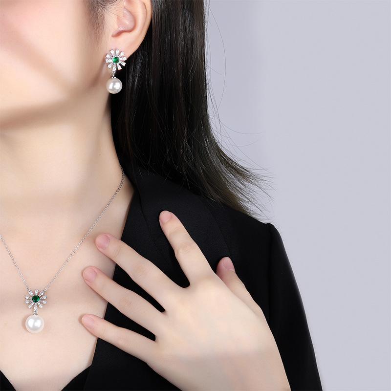 New Emerald Pearl Pendant, Purple Gemstone Earrings, Australian Fritillary Pearl Necklace Inlaid with Gemstones, Pearl Stud Earrings.