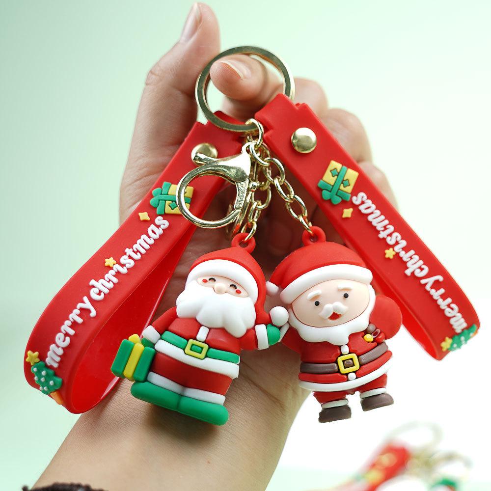 Милый рождественский брелок из мягкой резины с пряничным человечком — фото 5