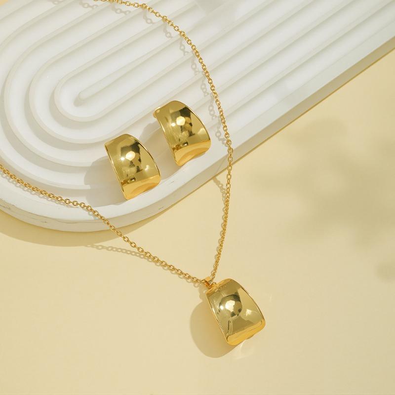 European and American Exquisite Irregular Luxury Creative Polygonal Geometric Leaf Texture Flower Love Earrings Necklace Set