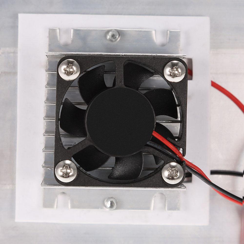 

Thermoelectric Peltier Refrigeration Cooling System Kit Semiconductor Cooler Large Radiator Cold Conduction Module