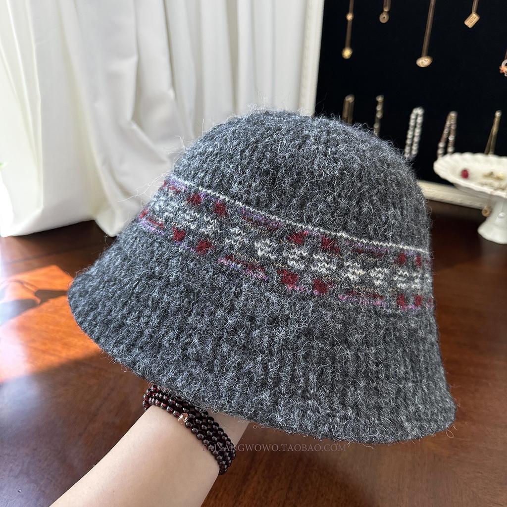 Knitted Fisherman Hat for Women In Autumn and Winter Versatile Face Showing Small Wool Hat Ear Protection Cold Warm Water Bucket Hat Beige