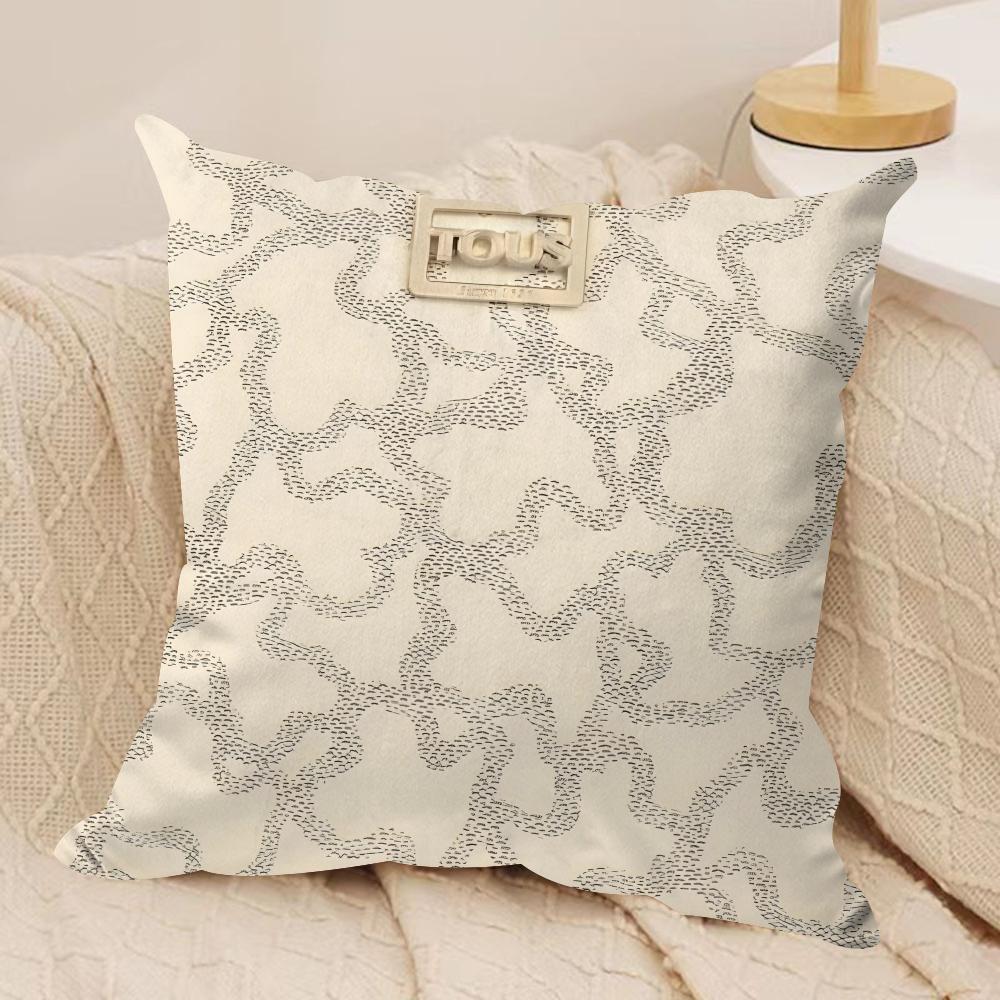 Fashion TTTousLuxury Cushion Cover Silky Short Plush Invisible Zipper Dustproof Sofa Pillow Case For Home Decor