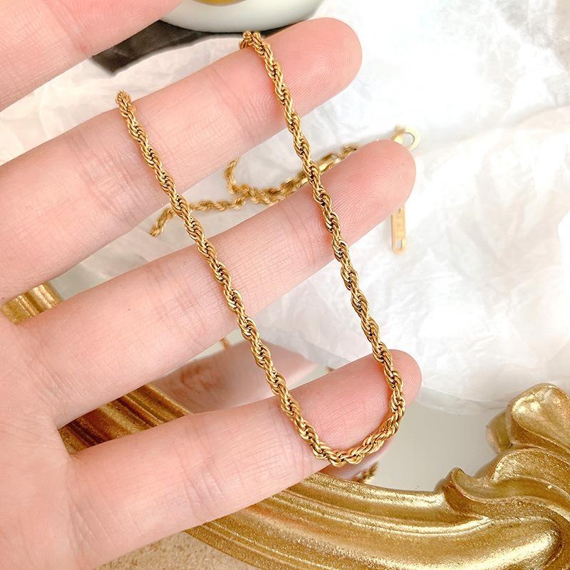 2026 Trendy European & American Cross-Border Women's Gold Thick Rope Clavicle Chain Necklace