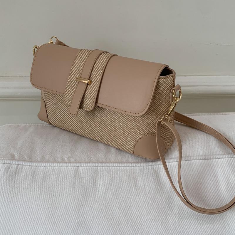 Niche Design Light Luxury Baguette Armpit Bag Summer New Fashion Versatile Matte Splicing Shoulder Messenger Bag