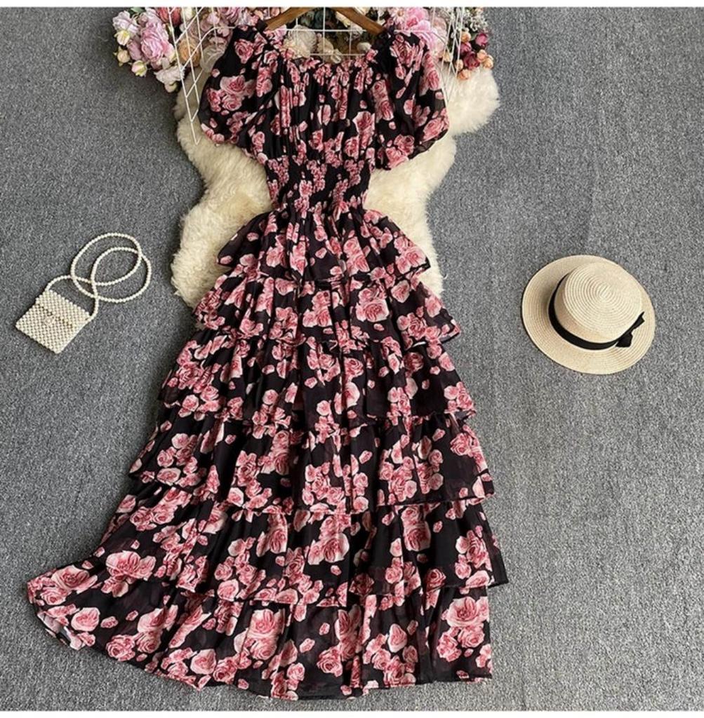 Retro Floral Chiffon Slimming Dress: Women's Summer Puff Short Sleeve High-End Vacation Cake Dress