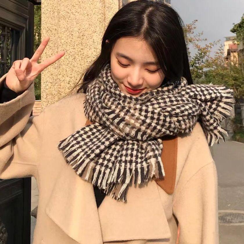 Plaid scarf women's Korean atmosphere Korean version versatile imitation cashmere knitted shawl to keep warm British scarf men