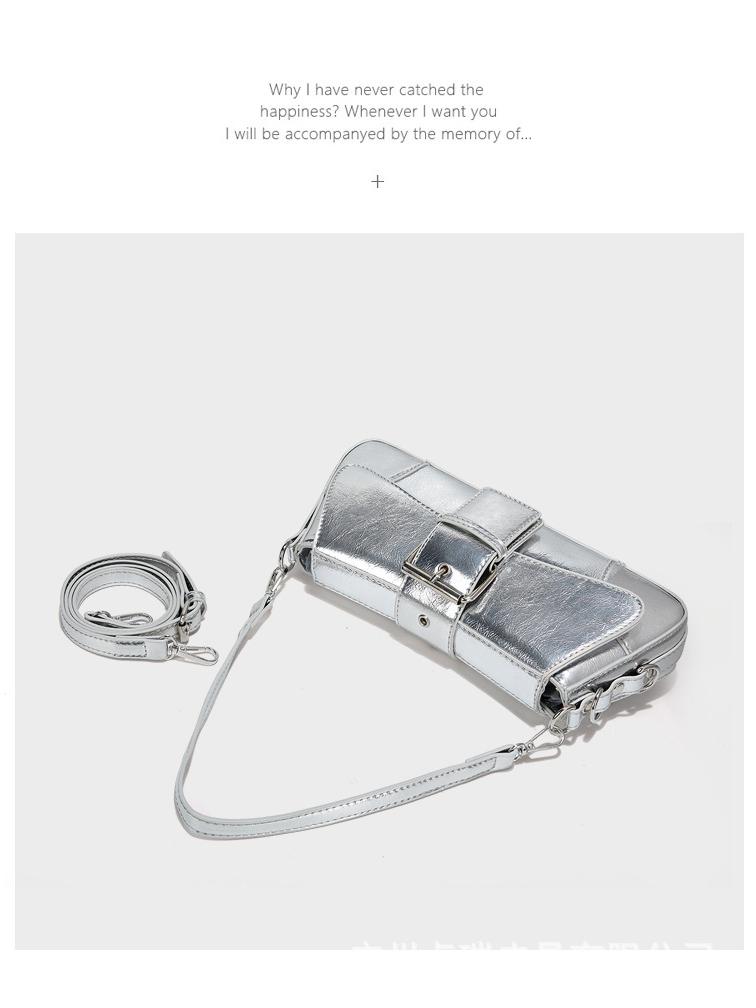 Korean Sweet & Spicy Girl Modern Heavy Metal Shoulder Handbag