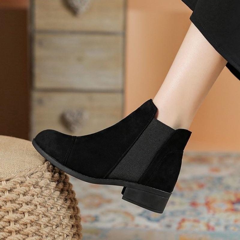 Chelsea boots autumn and winter new women's boots thick heel fashion boots bare boots large size retro short boots women