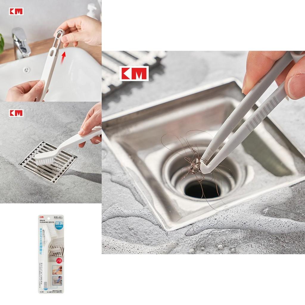 Cleaning Long Handle Brush With Detachable Hair Tweezer And Nylon Bristles For Home Use