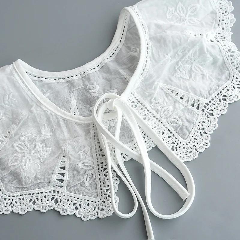 Korean Shirt Fake Collar Shawl Wraps for Womens Hollow Out Floral Lace Necklace False Collar Summer Dress Detachable Collar