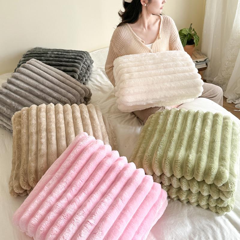 Milk Velvet Throw Blanket – All-Season Plush Soft Cozy Woven French Flannel Fleece for Office Nap, Multipurpose Use,Machine Washable No Embellishment,