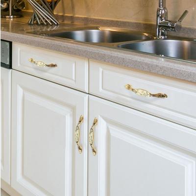 Zinc Alloy Gold Kitchen Cabinet Handle Light Luxury Modern Ceramic Drawer Pulls Elegant European Stylish Design