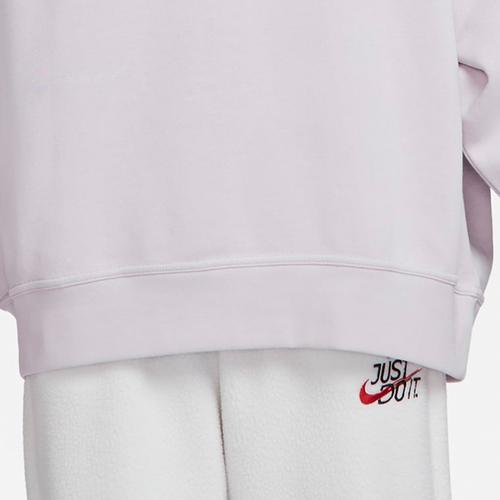 Nike Sports Lifestyle Series Women's Warm Long-Sleeve Sweatshirt in Purple