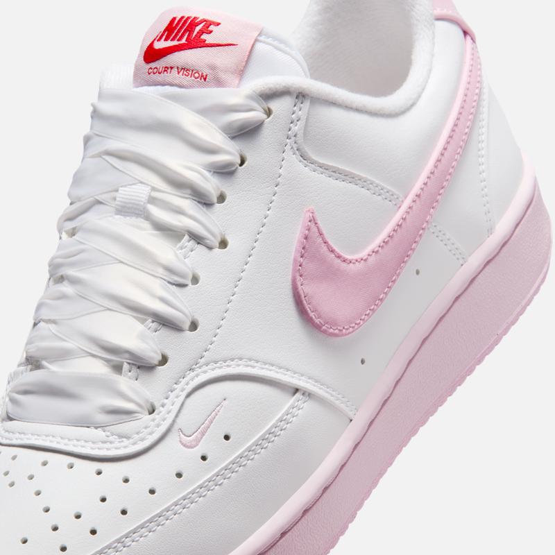 Nike NIKE COURT VISION LOW Women's Sports Shoes IR0797