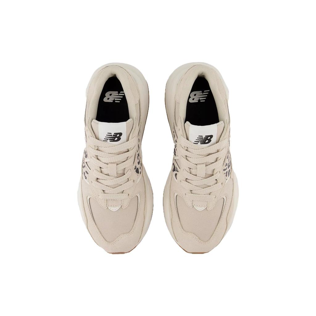 New Balance 57/40 Timberwolf Leopard Damen Sneaker Grau Schwarz W5740APB