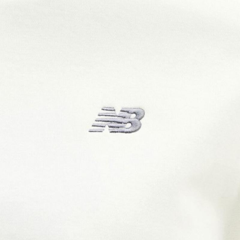 New Balance Club Women S Small Logo SweatShirt Wt41508 nbnce2S042 10