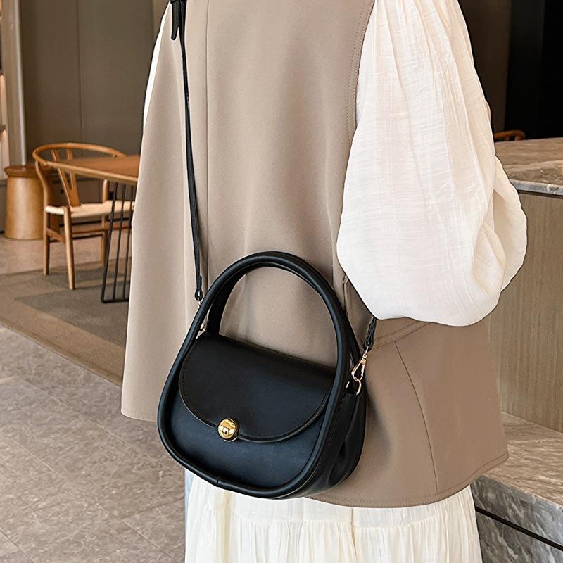 Spring new simple fashion trend messenger bag fashion handbag shoulder bag fashion trend bag women