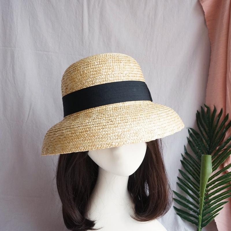 

French women s white edging retro straw bell-shaped small basin hat foreign trade original sunshade vacation beach straw hat 56-58cm чорний