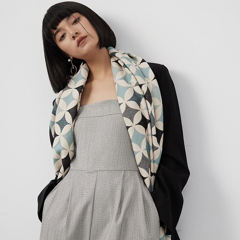 Classic Rhombus Plaid Imitation Cashmere Scarf Female Korean Version Versatile Student Thickened Air-Conditioned Room Warm Scarf