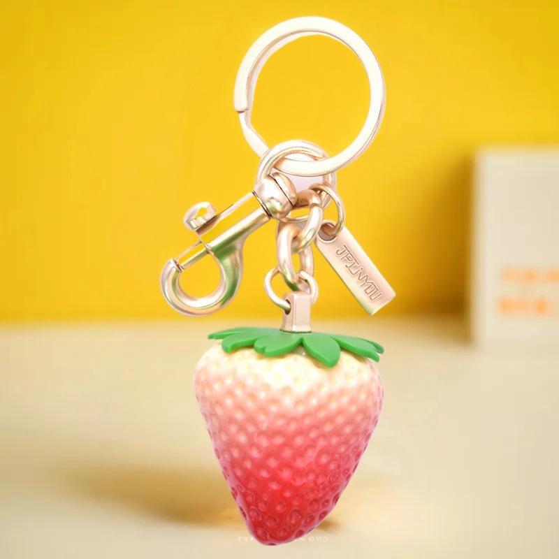 Resin Strawberry Keychain Bag Pendant, Women'S Bag Accessory, Exquisite Car Keychain Pendant