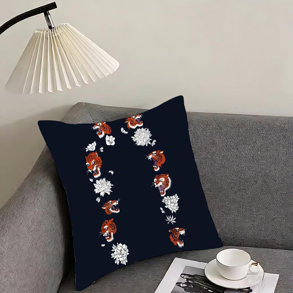 

E-EVISU Cushion Cover Reversible Plush Pillow Cover – For car, sofa, bedroom, perfect as a gift. 12x12Inch