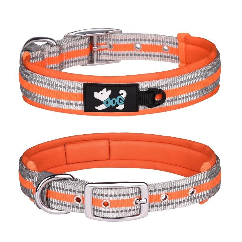 

Space cotton pet collar Intercolor webbing Highlight reflective silk Adjustable contrasting color anti-explosion pet collar S ：2.0*（28-38）cm