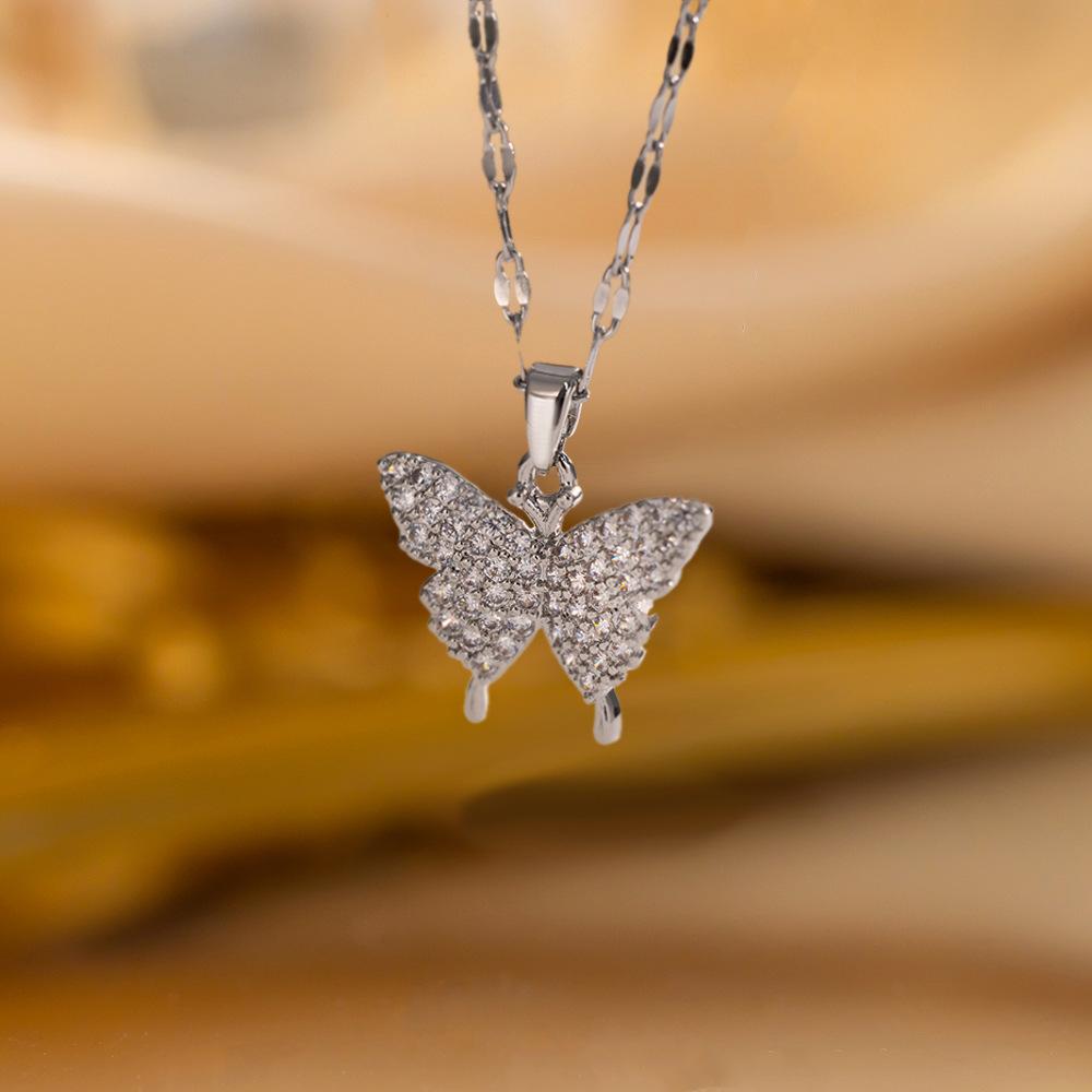 Elegant Luxury Full Zircon Copper Micro Inlaid Necklace Women Simple Exquisite Collarbone Chain Necklace