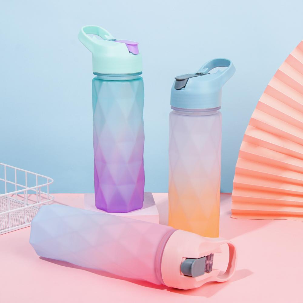 600/750ml Gradient Water Bottle Large Capacity Portable Outdoor Sport Fashion Drinking Plastic Bottles BPA Free Eco-Friendly