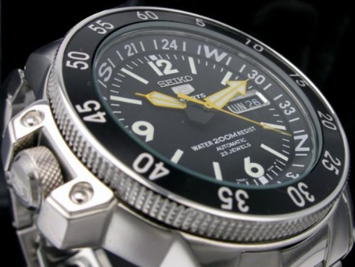 Seiko SKZ211K1 Automatic Map Meter Watch Men's (5) [Imported]