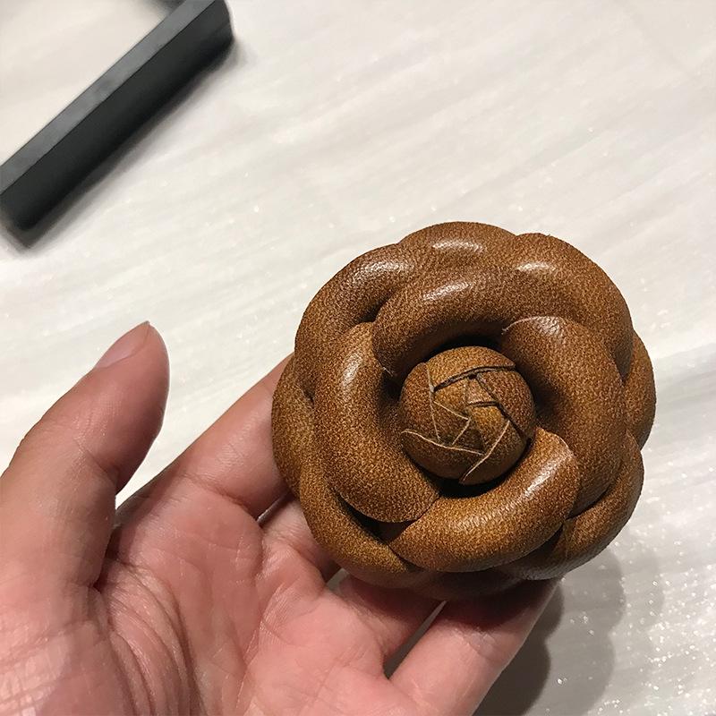 Luxury Camellia Leather Flower Brooch - Elegant Handmade 3D Corsage Pin for Women