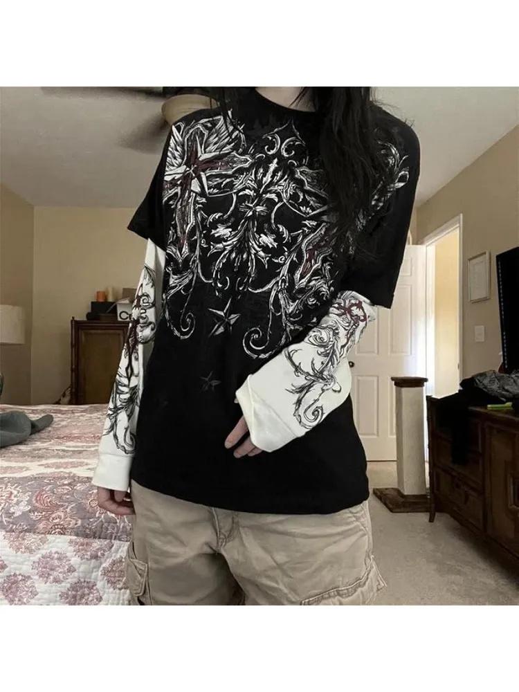 Long-sleeved T-shirt, Loose Fit, Faux Two-piece, Round Neck, Retro Print.