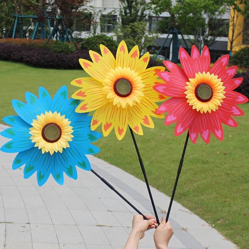 Outdoor Wind Spinner Plastic Sunflower Wind Spinner with Stake 360 Degree Rotating Windmill Yard Wind Sculpture for Home
