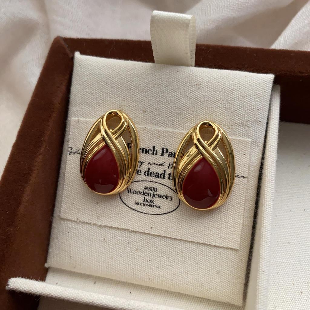 Niche Design Sense Light Luxury Court Style Golden Simple Water Drop Hollow Enamel Drop Glaze Stud Earrings Exquisite Versatile Earrings