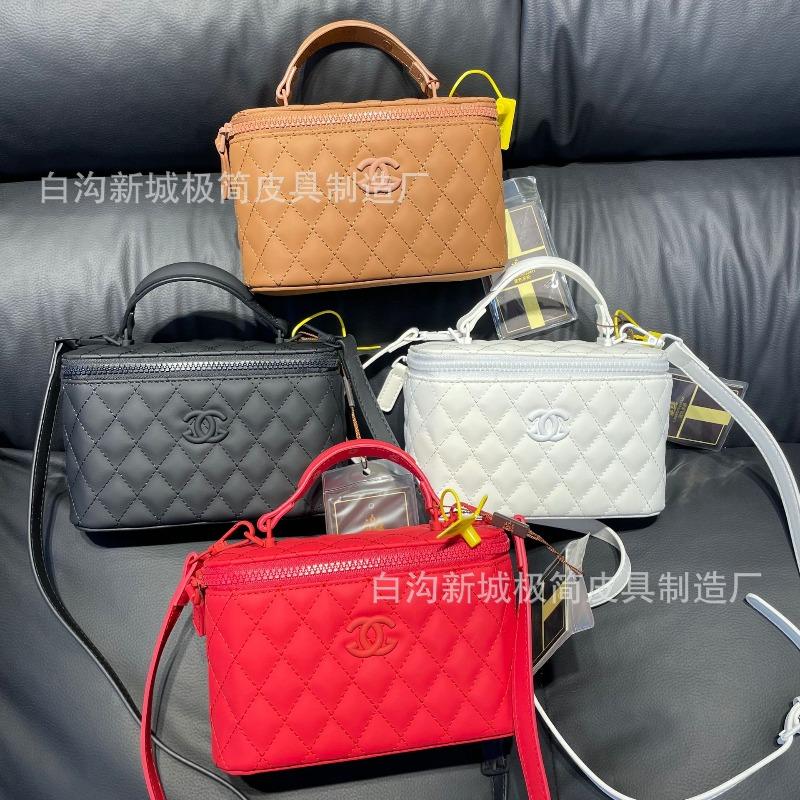 Přenosná krabičková kabelka, diamantový řetízek, malá čtvercová kabelka, nová okrajová luxusní taška přes rameno/do ruky.